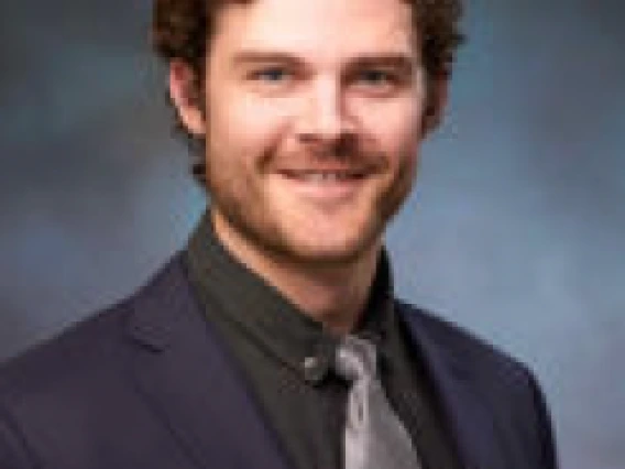 Aaron Kubinski Photo